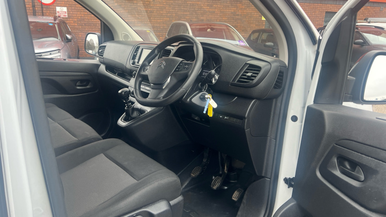 Citroen Dispatch M Diesel 1000 1.5 BlueHDi 100 Van Driver Edition